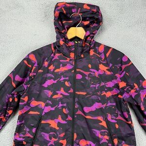 Nike Jacket Womens Medium Red Purple T-F‎ Camo Windrunner Full Zip Hooded Ladies